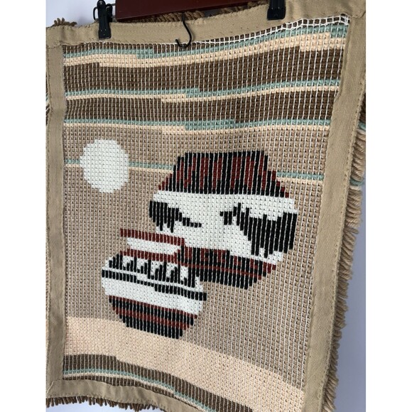 Latch Hook Rug Wall Hanging Southwest Design - Picture 6 of 6